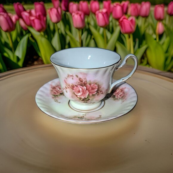 English Hand-painted Victorian Style Unmarked Decorative Tea and Saucer Set - Picture 1 of 6